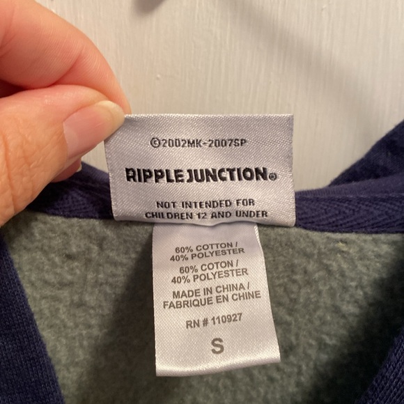 Kakashi character hoodie from Naruto Shippuden. - Picture 7 of 9